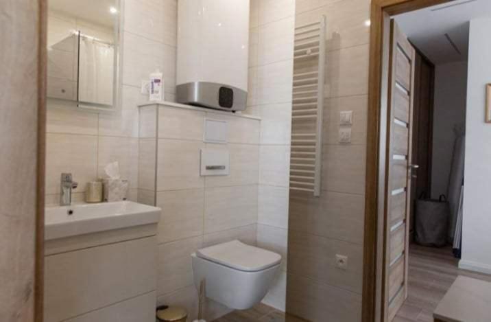 Podhájska Diamond - Luxusny Apartman Marco מראה חיצוני תמונה