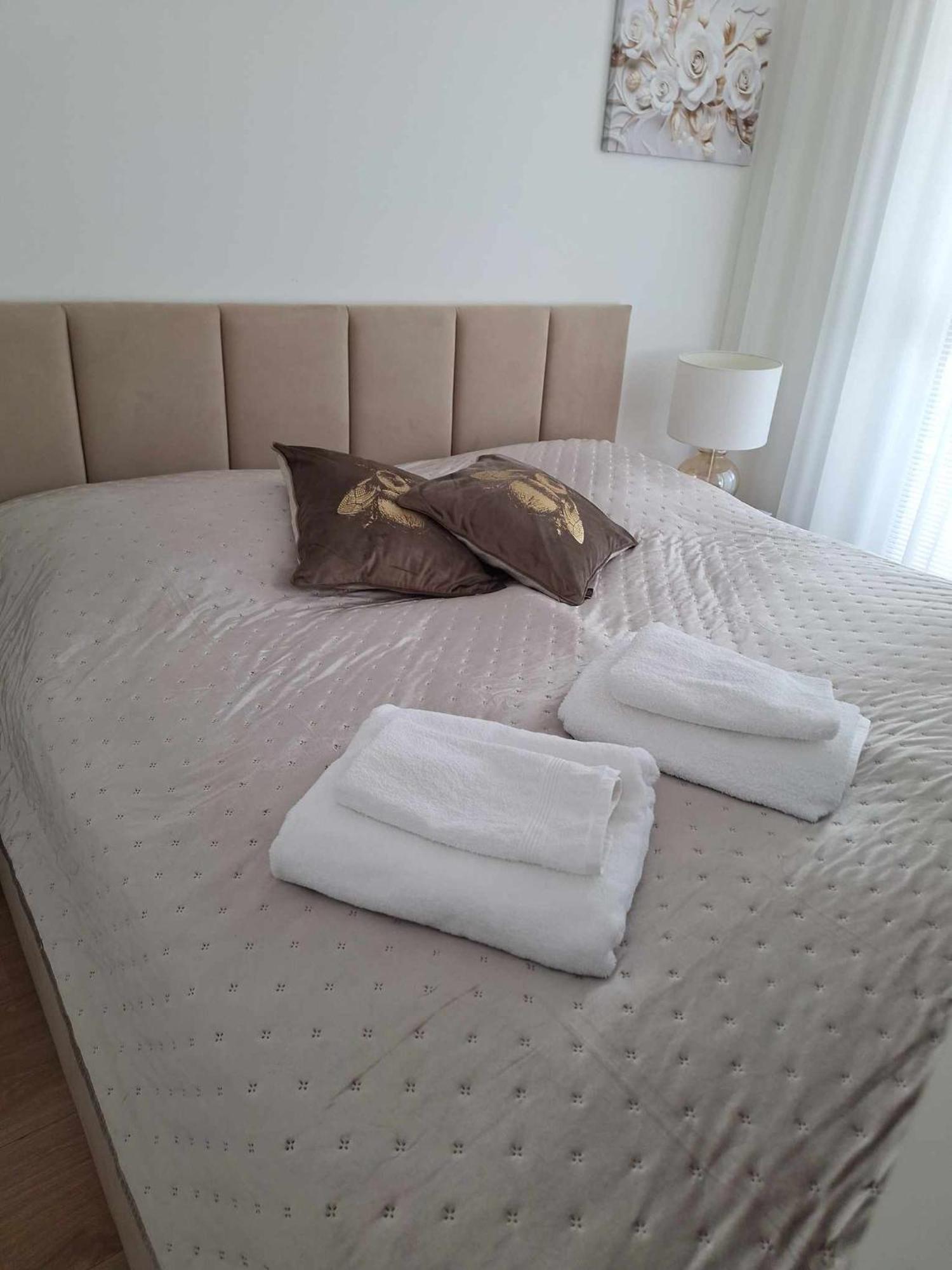 Podhájska Diamond - Luxusny Apartman Marco מראה חיצוני תמונה